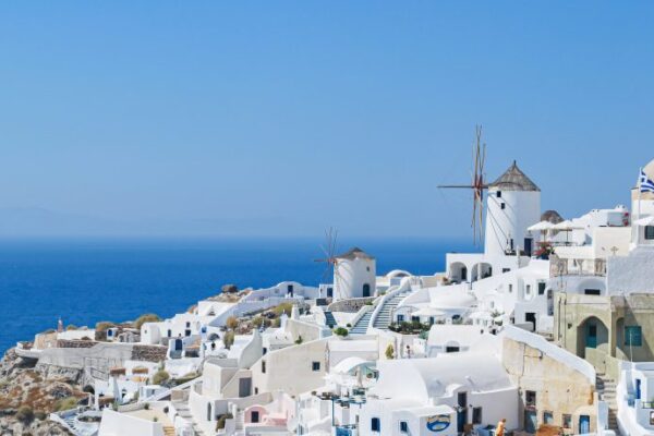 ギリシャ旅行の費用はどれくらい？安い時期は？3泊5日・5泊7日など宿泊日数ごとに予算を解説