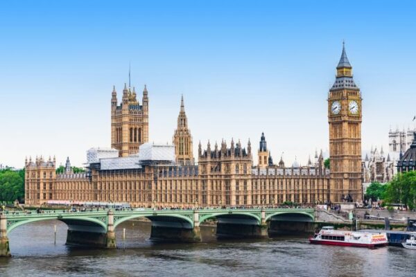イギリス旅行の費用はどれくらい？安い時期は？3泊5日・4泊6日など宿泊日数ごとに予算を解説
