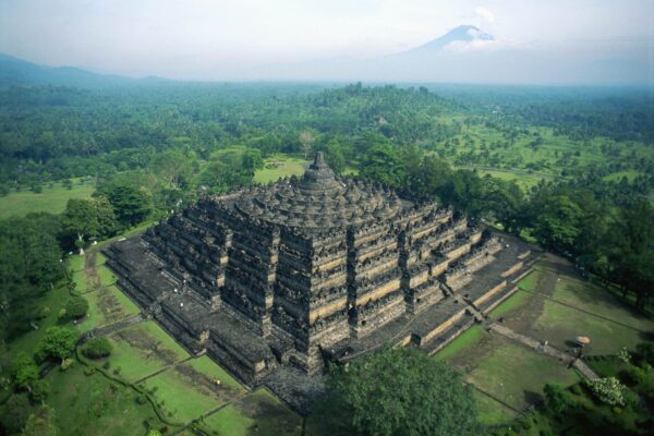 インドネシアの世界遺産は9カ所！絶対に見ておきたい有名な世界遺産を厳選して紹介