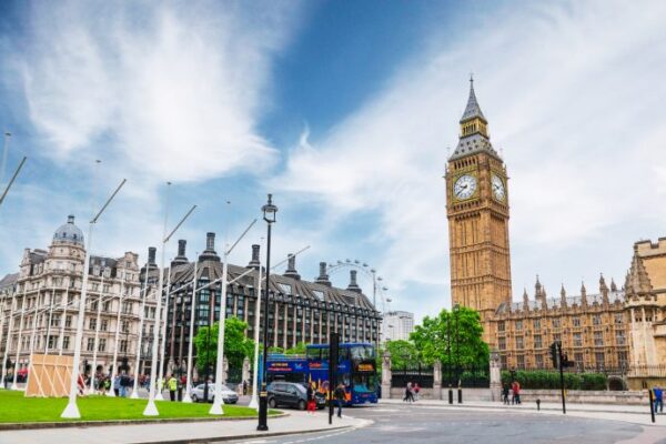 イギリス旅行のベストシーズンはいつ？気候・気温やおすすめの服装などを紹介