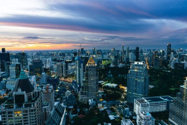 タイのコンセントはA・B3・Cタイプ！変圧器や変換プラグは必要？